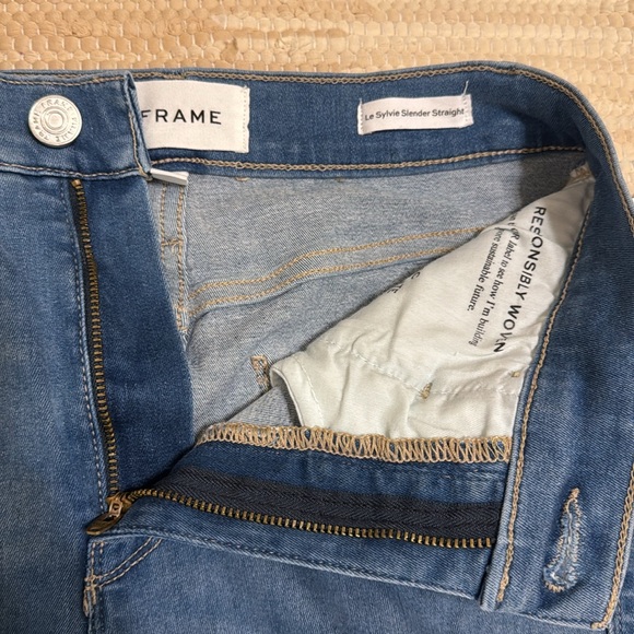 FRAME Le Sylvie Slender Straight Jeans 27 - Picture 6 of 6